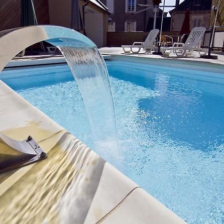 Logis Hotel Restaurant Auberge De La Xaintrie Saint-Privat  Dış mekan fotoğraf